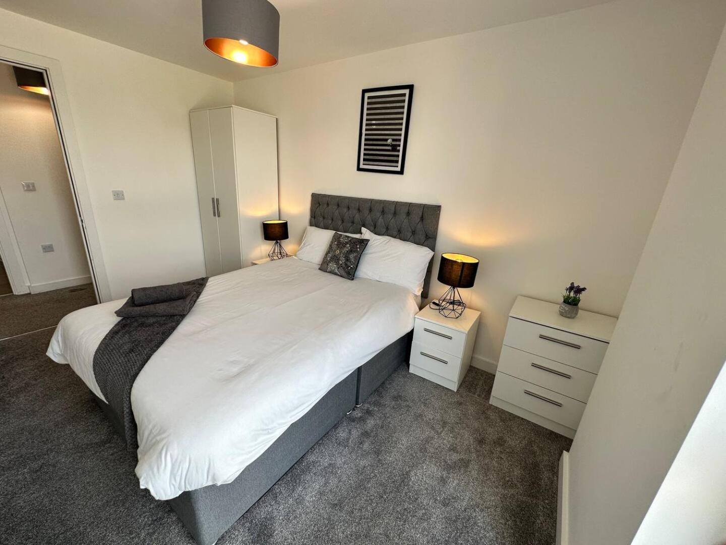 Adelphi Wharf Apartments By Beehosting Manchester Exteriör bild