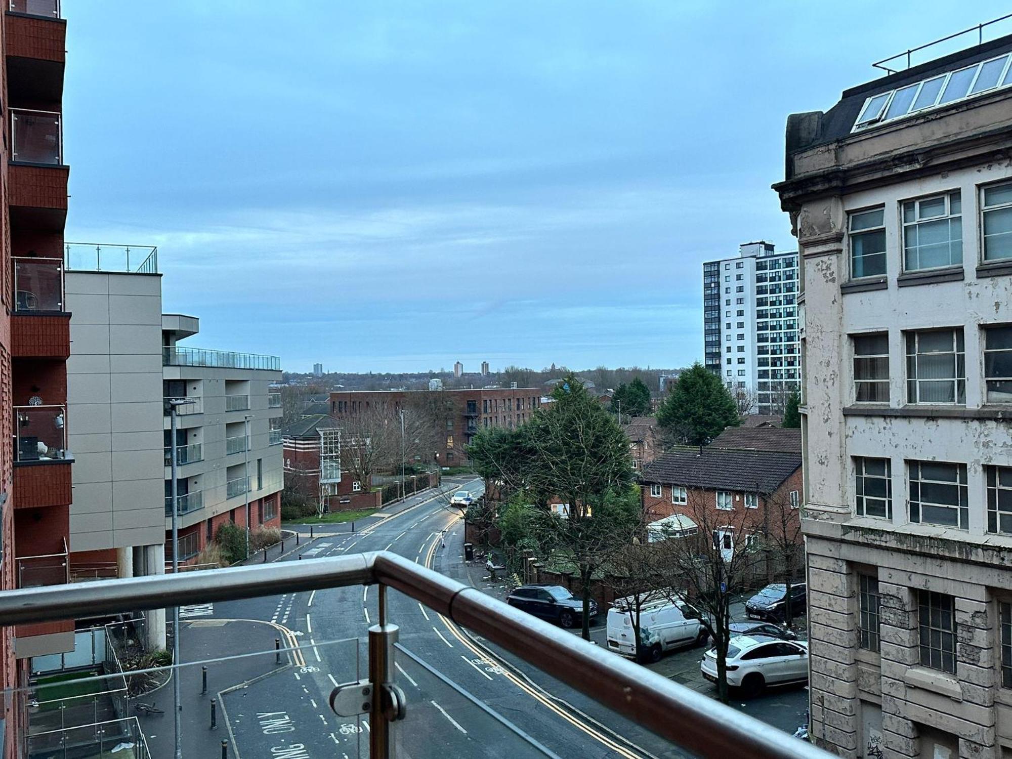Adelphi Wharf Apartments By Beehosting Manchester Exteriör bild